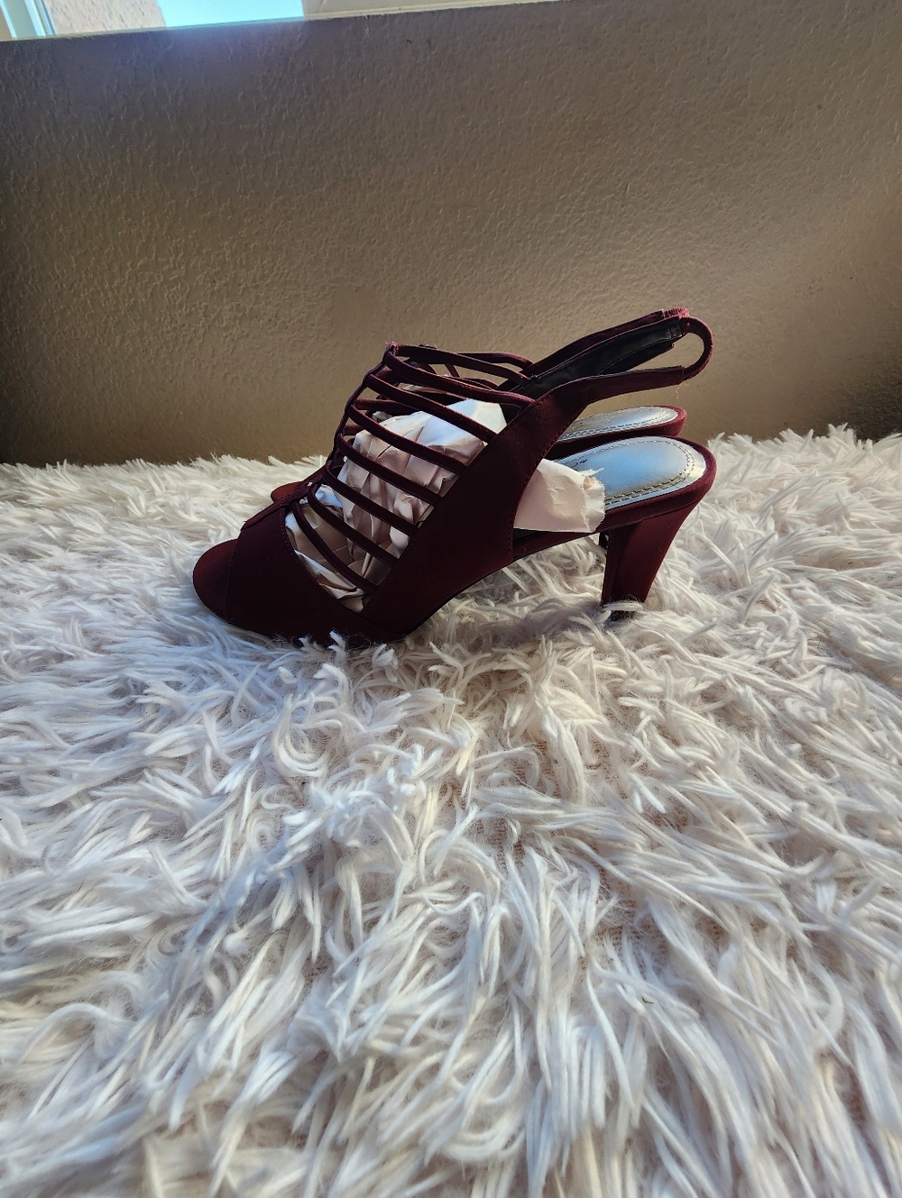 Women’s Strappy Slingback Heels in Burgundy - Picture 4 of 6